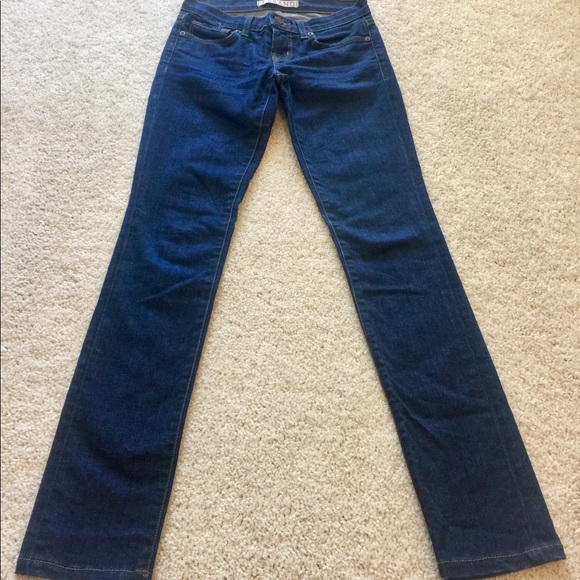 J Brand dark wash skinny Jeans - Picture 2 of 7